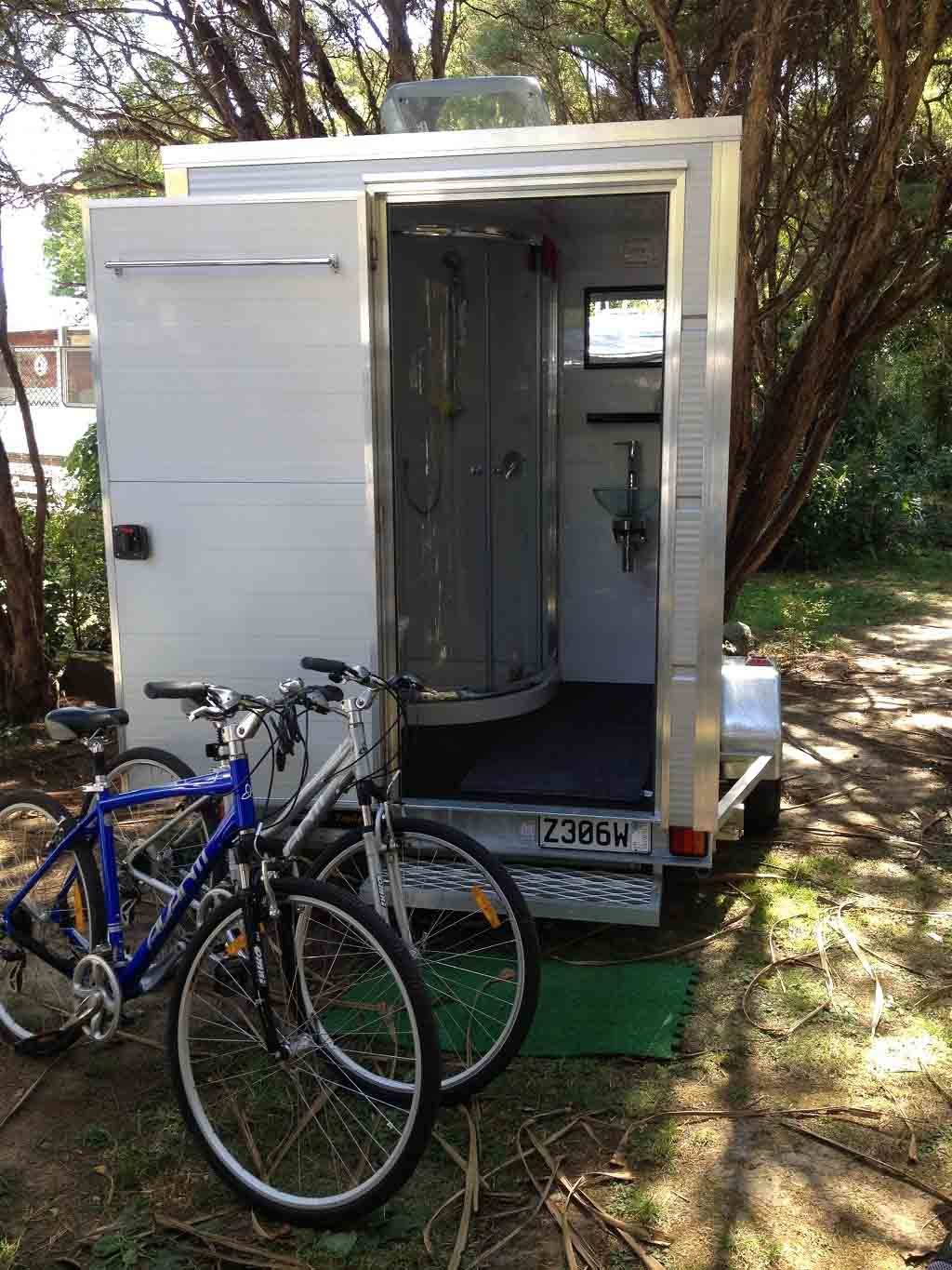 Luxury Portable Bathrooms Mobile Shower Hire